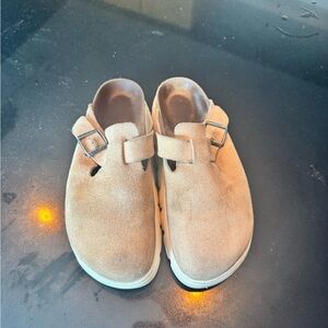 Boston Chunky Clog